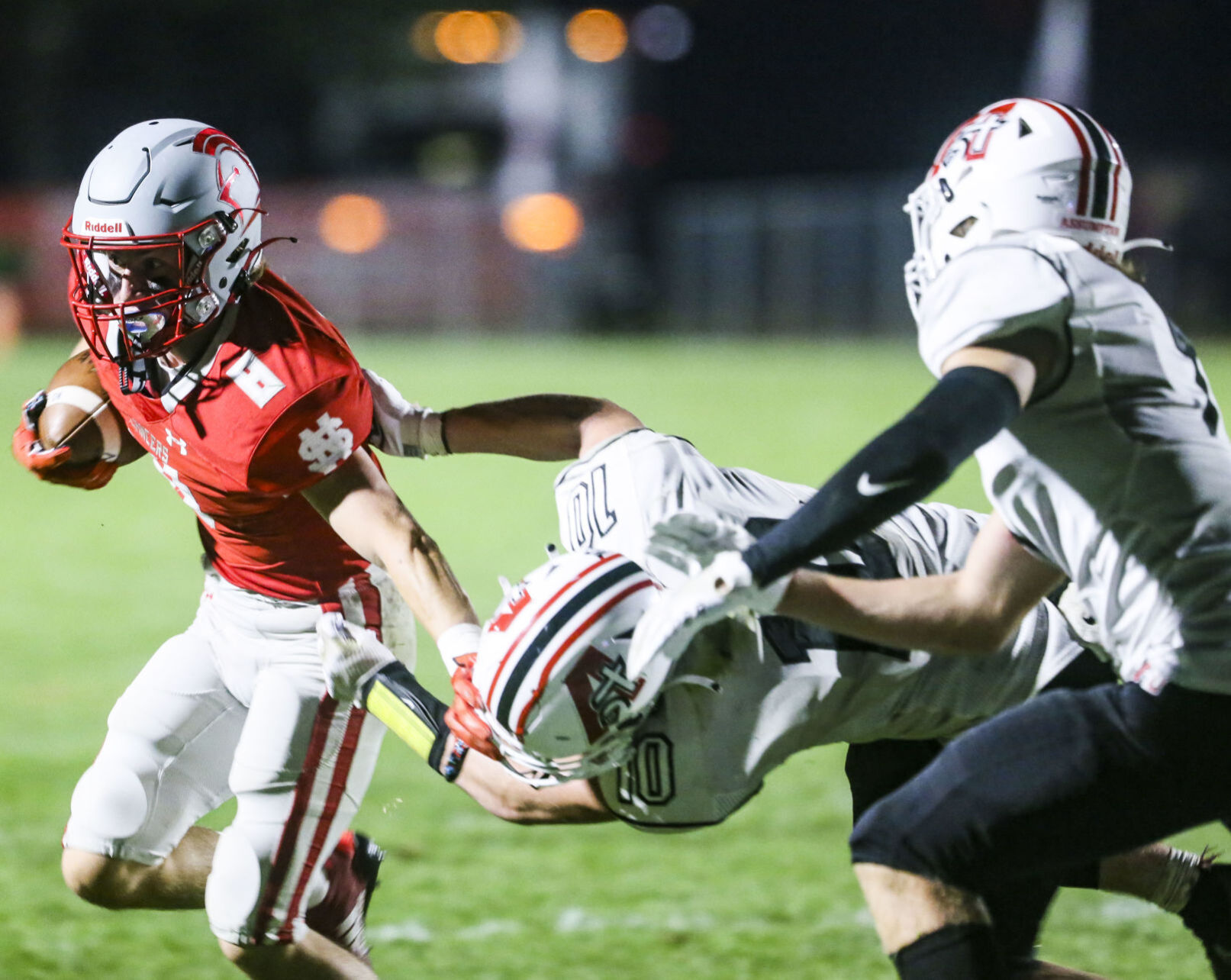 091021-qc-spt-assum-ns fball-15.JPG